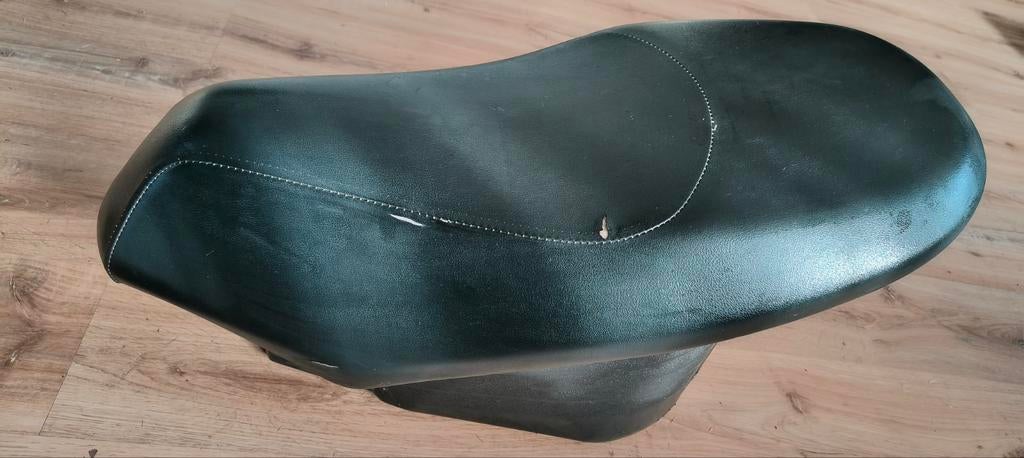 Buddyseat plus Buddybak Peugeot New Vivacity, Ophalen of Verzenden, Gebruikt, Zadel, Peugeot