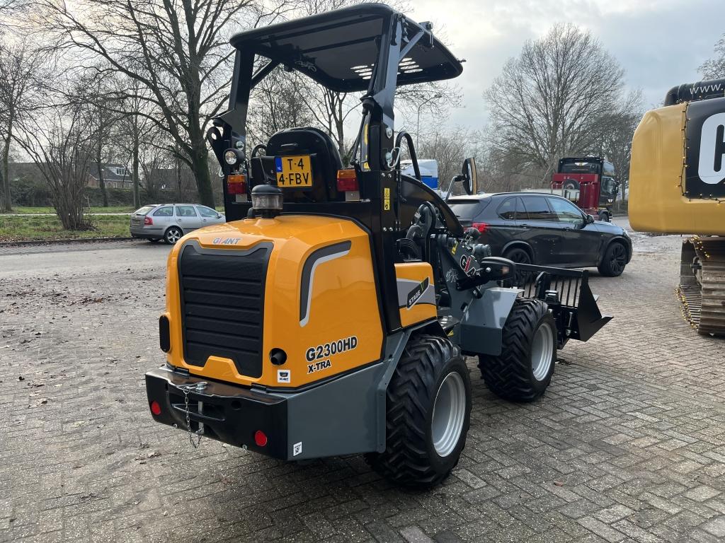 Giant G2300 HD X-TRA (2022), Zakelijke goederen, Machines en Bouw | Kranen en Graafmachines, Niet opgegeven, -, Niet opgegeven