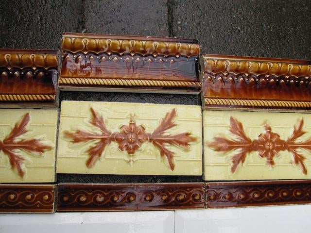45 art nouveau tegels warmgeel met roodbruine afbeelding, Antiek en Kunst, Ophalen