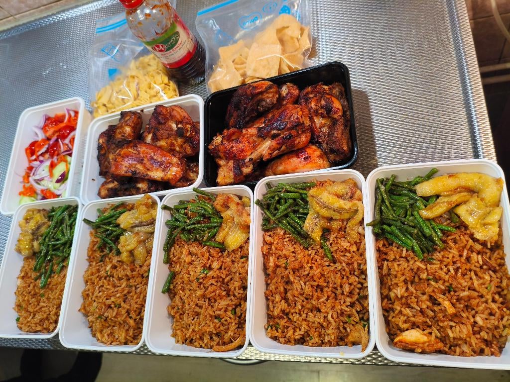 Nasi bami, Ophalen of Verzenden, Nieuw, Taarten of Cupcakes, Overige typen