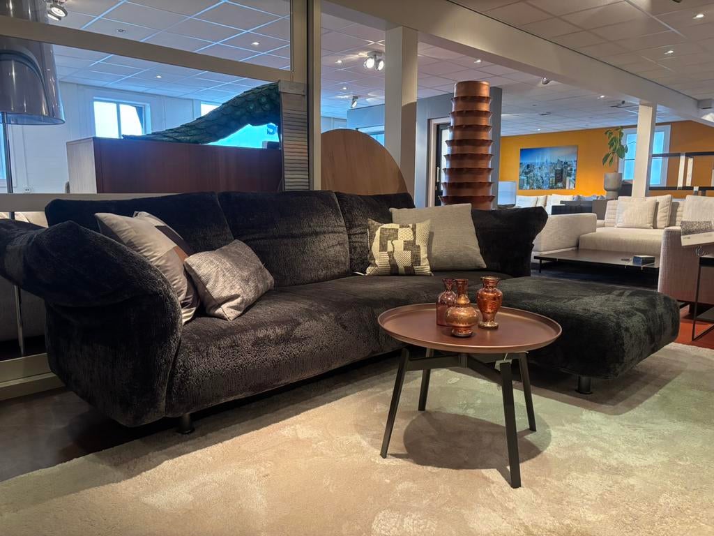 Edra Essential sofa 260/304cm + pouf 90x90cm stof cat T Nest, Huis en Inrichting, 125 cm of meer, Info@micheldethouars.nl, 9723 CA