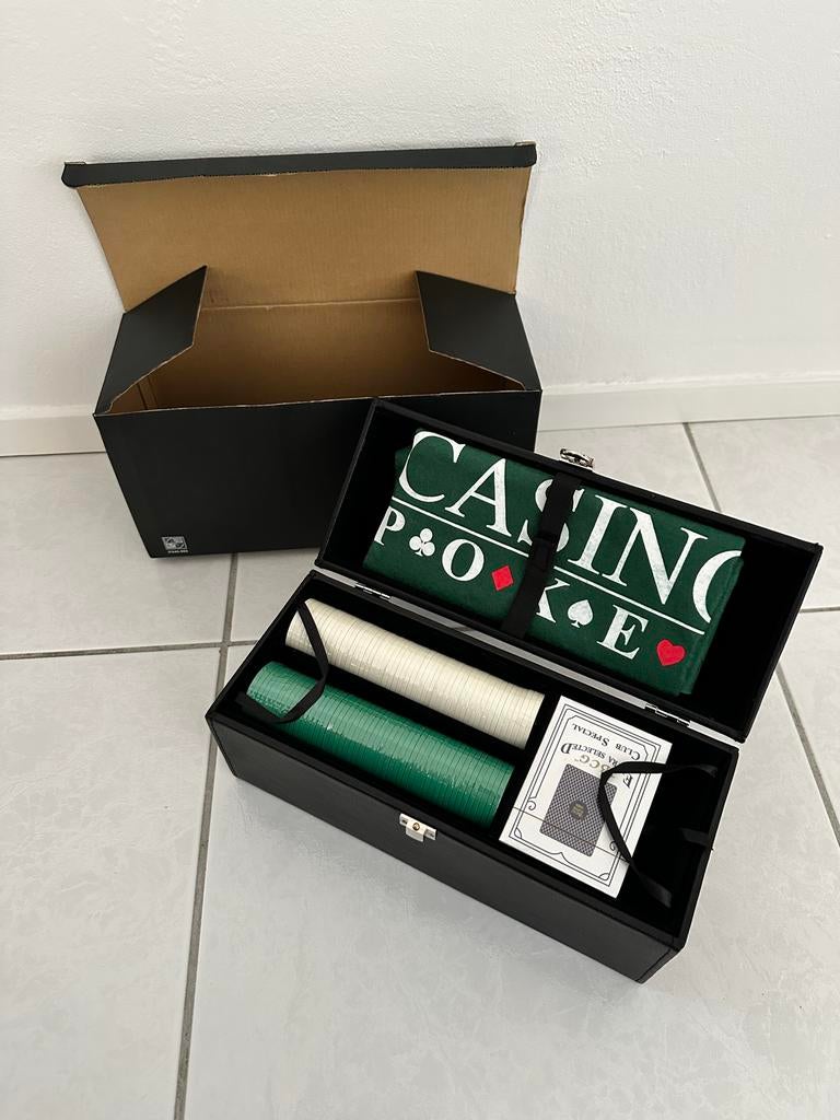 Casino Pokerset in Luxe Koffer, Drie of vier spelers, Ophalen of Verzenden, Zo goed als nieuw, Reisspel