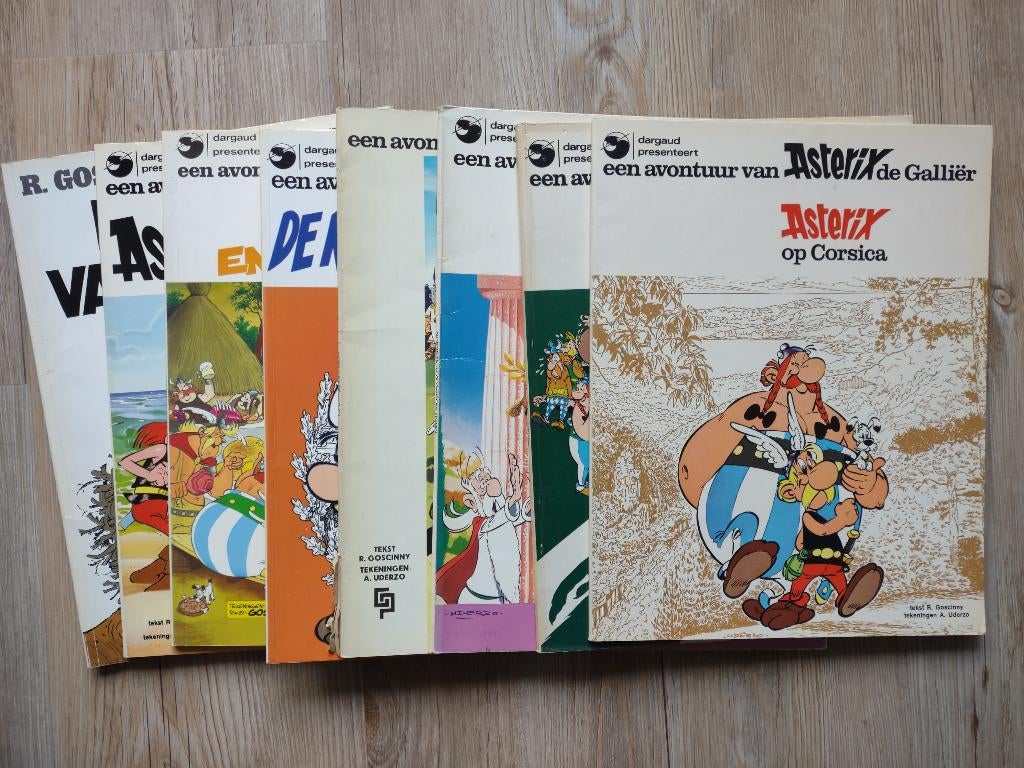 Asterix 8 stripboeken, Boeken, Stripboeken, Meerdere stripboeken, Ophalen of Verzenden, Gelezen, Goscinny & Uderzo