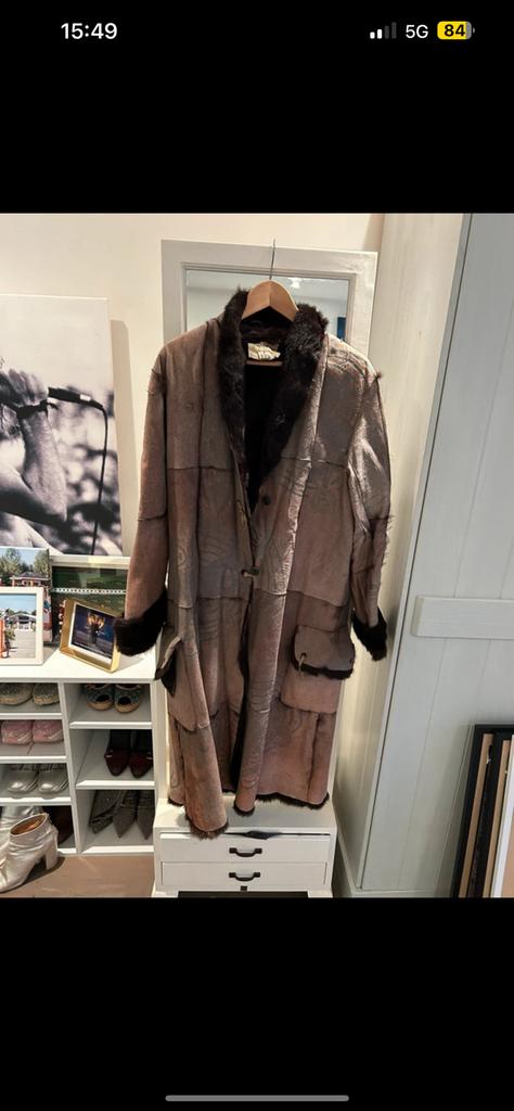 Lammy coat People of the Labyrinths, Kleding | Dames, Ophalen of Verzenden, Zo goed als nieuw, Maat 38/40 (M), Bruin