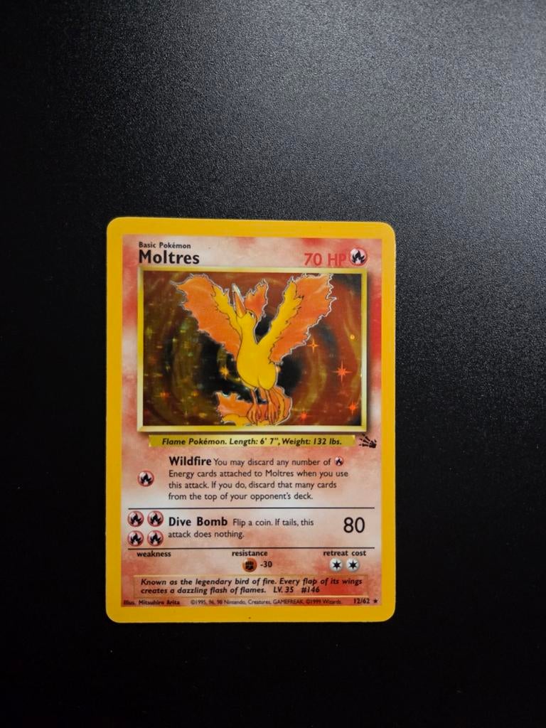Moltres 12/62 Pokemon Fossil holo, Ophalen of Verzenden, Zo goed als nieuw, Booster, Foil