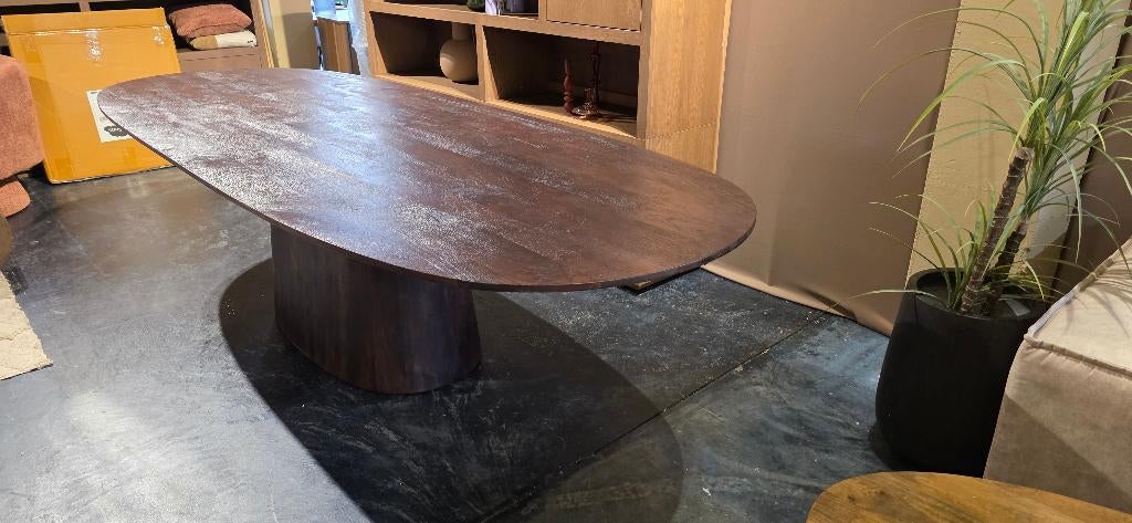 Ovale Eettafel Mangohout Bruin – 300cm Showmodel, 100 tot 150 cm, Bornsestraat 31, Jarameubeloutlet@hotmail.com, 200 cm of meer