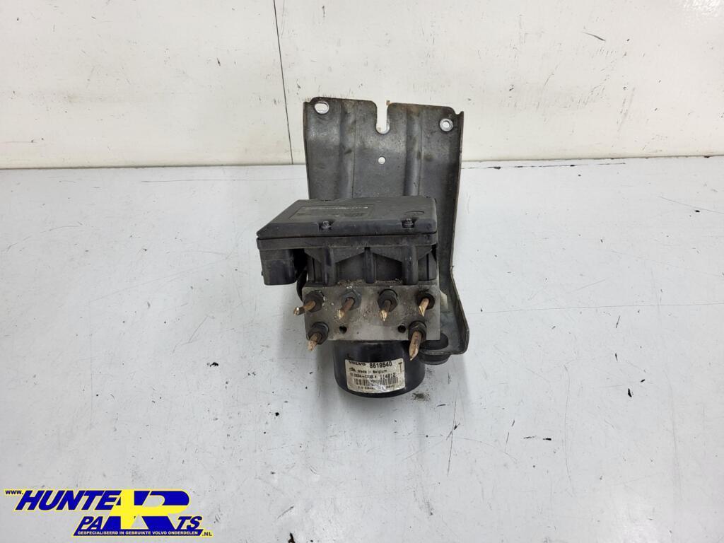 ABS pomp Volvo V70 II ('00-'08) 8619540, Gebruikt, Ophalen of Verzenden, Volvo, Volvo
