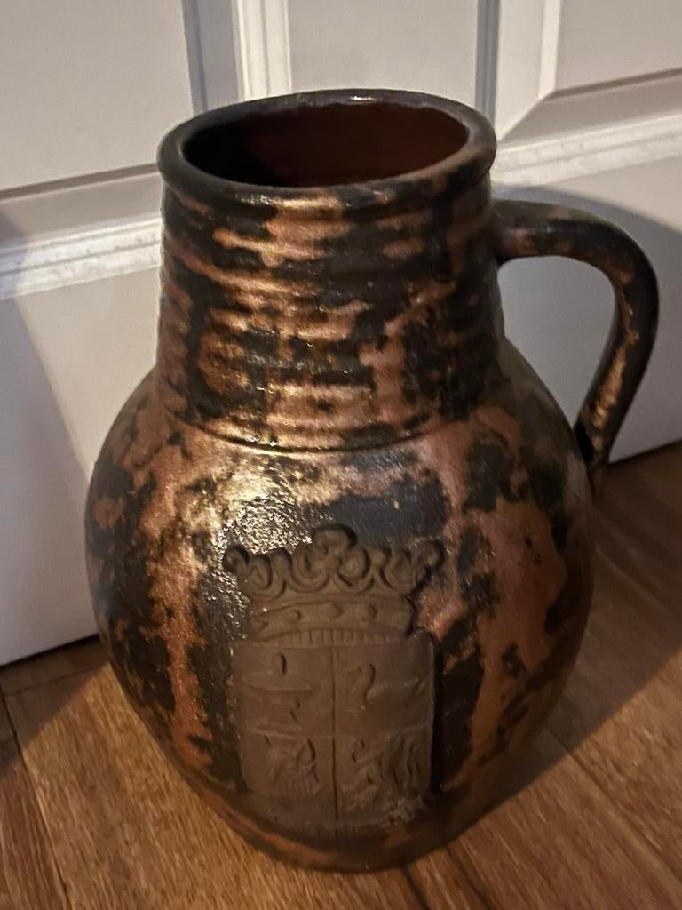 Mooie vintage vaas kruik met het wapen van kesteren, Ophalen, Steen, Overige kleuren, Zo goed als nieuw