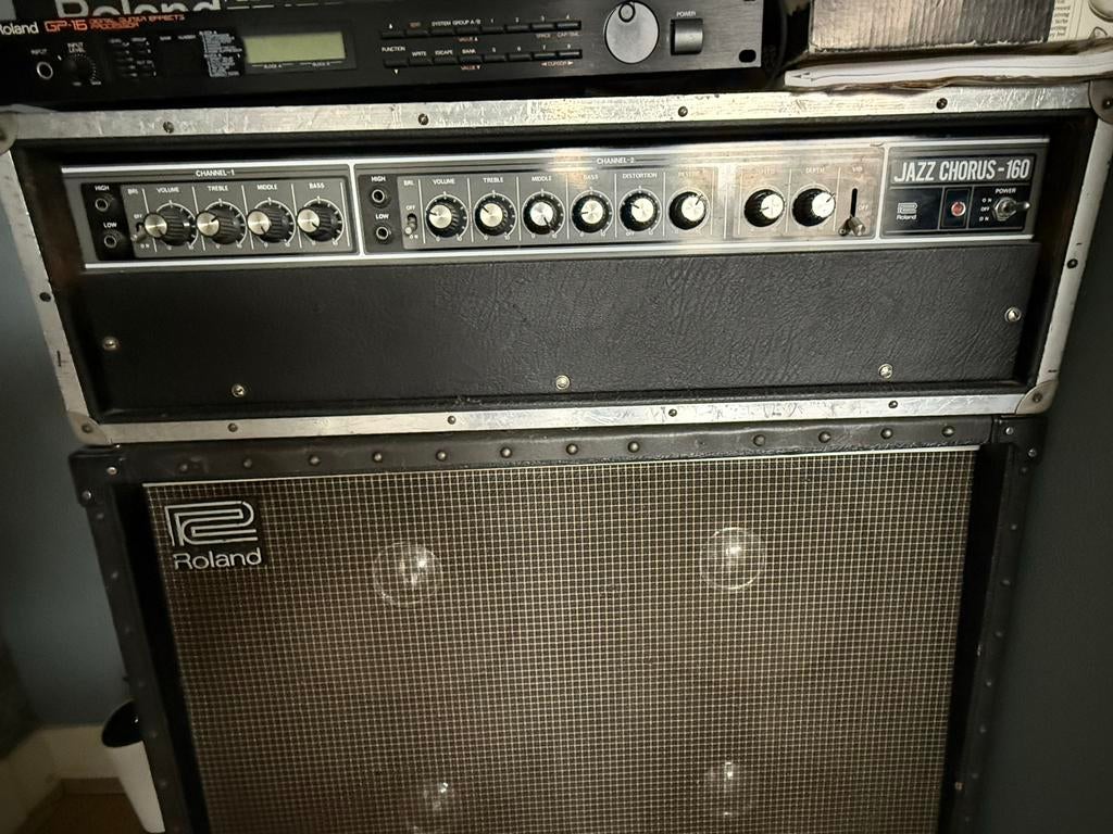 Roland Jazz Chorus JC-160 top + losse speakerkast, Muziek en Instrumenten, Versterkers | Bas en Gitaar, Ophalen, Gebruikt, 100 watt of meer