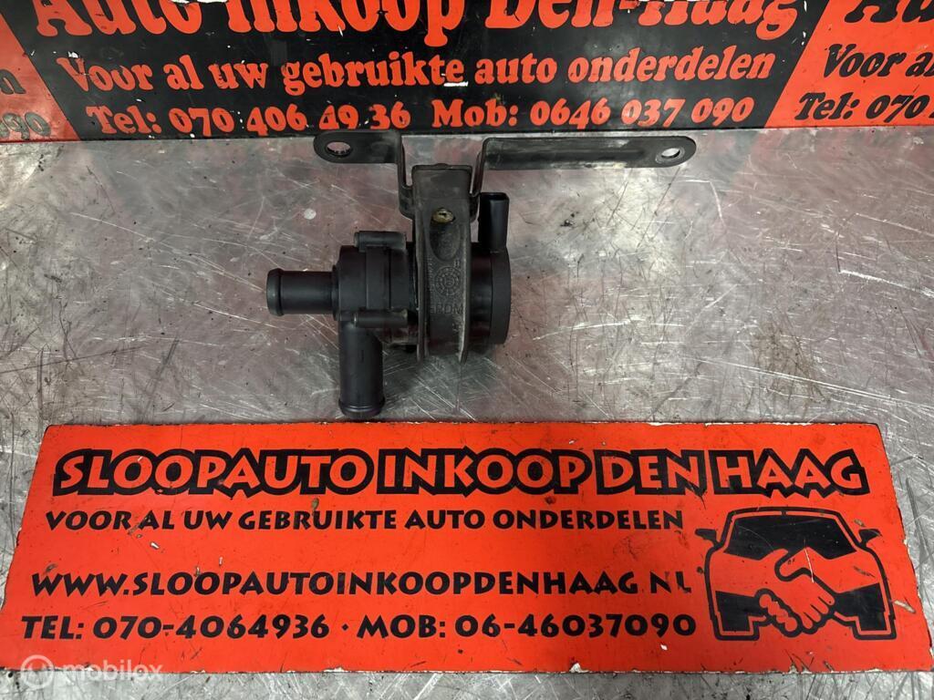 VW Golf Seat Audi ('08-'13) Extra Waterpomp | 30950000 |, Gebruikt, Volkswagen, Ophalen of Verzenden, Volkswagen