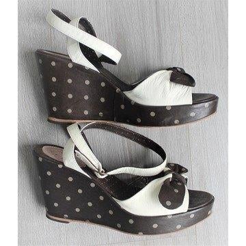FIORENTINI + BAKER Wedge/ Sleehak-Sandalen maat 39, Kleding | Dames, Schoenen, Zo goed als nieuw, Sandalen of Muiltjes, Overige kleuren