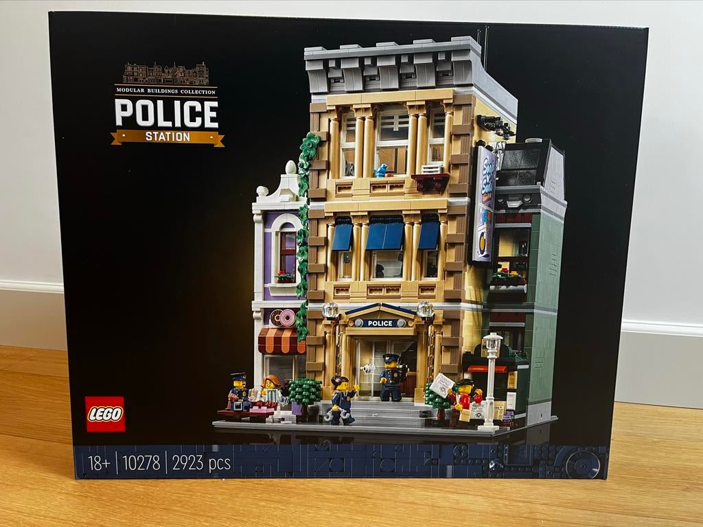 LEGO 10278 Politiebureau / Police Station (SEALED), Lego, Nieuw, Ophalen of Verzenden, Complete set
