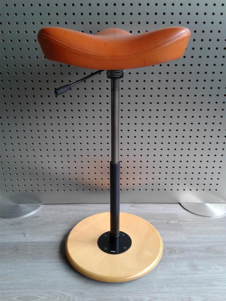 Stokke (Variér) Move (Medium) (Cognac Leder), Heel Mooi!, Huis en Inrichting, Bureaustoelen, Bruin, Ophalen of Verzenden, Zo goed als nieuw