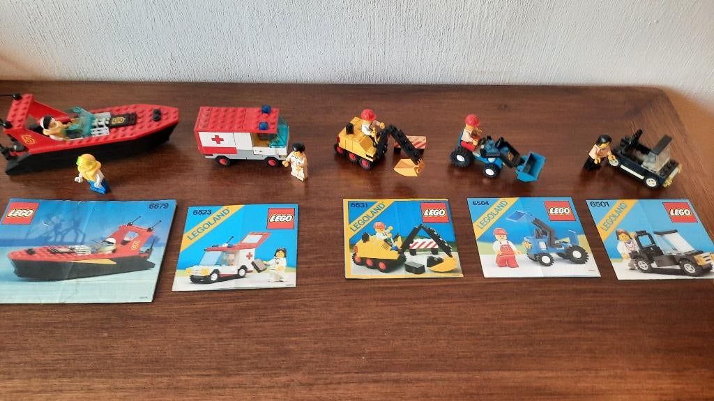 lego,  4 kleinere autootjes +  1boot, Ophalen of Verzenden, Gebruikt