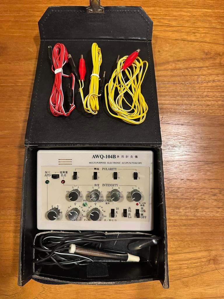 Acupunctuur stimulatie, om naaldjes elektrisch te stimuleren, Ophalen of Verzenden, Gebruikt