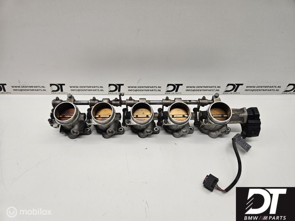 Gasklephuizen BMW M5 E60 S85 V10 S85B50 M6 E63, Gebruikt, Ophalen of Verzenden, BMW, BMW