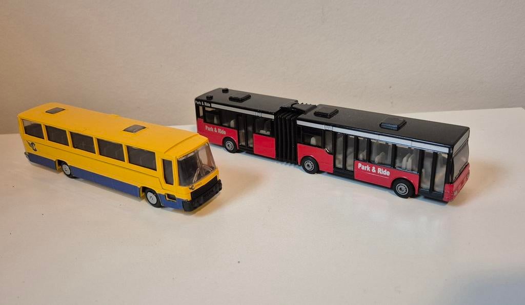 Schaalmodellen Bussen: EFSI & SIKU 1:87, Hobby en Vrije tijd, Modelauto's | 1:87, Ophalen of Verzenden, Zo goed als nieuw, Bus of Vrachtwagen