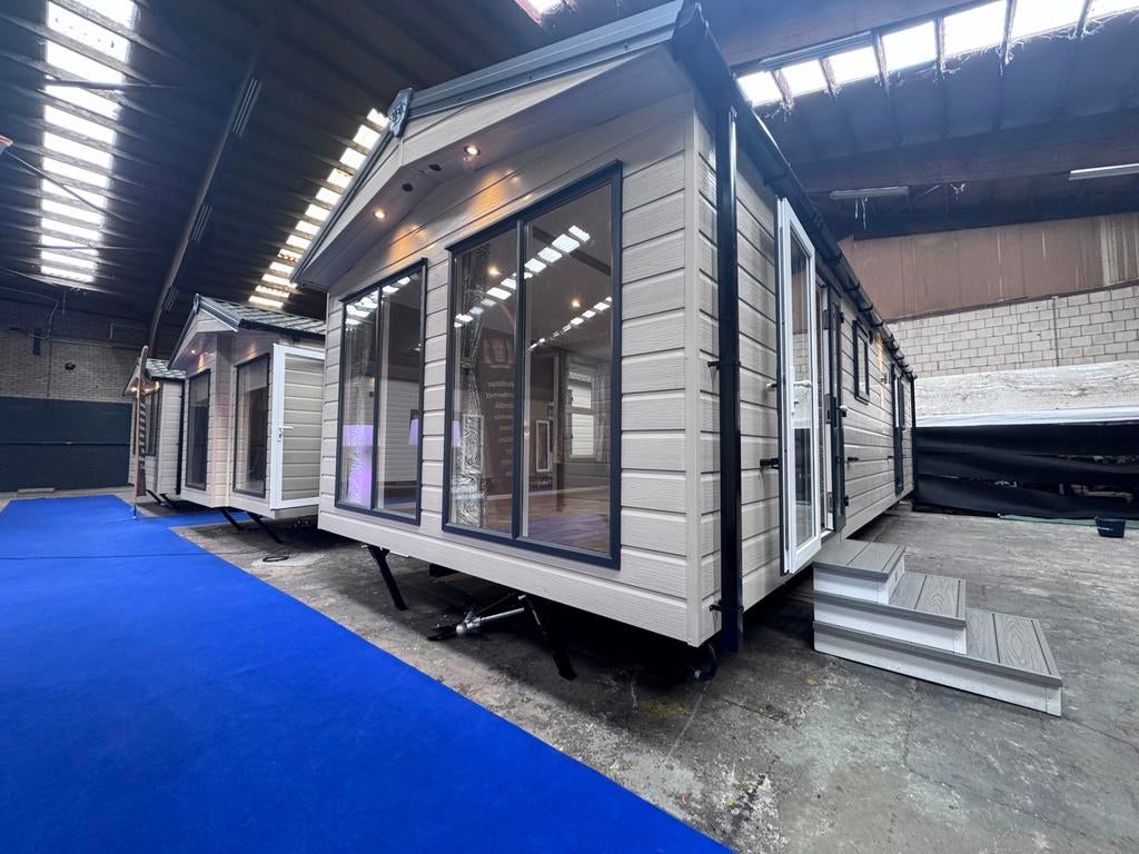 Nieuwe Nordtica 10m-3.70m met CV! Bij World Caravans&Chalets, Tot en met 4