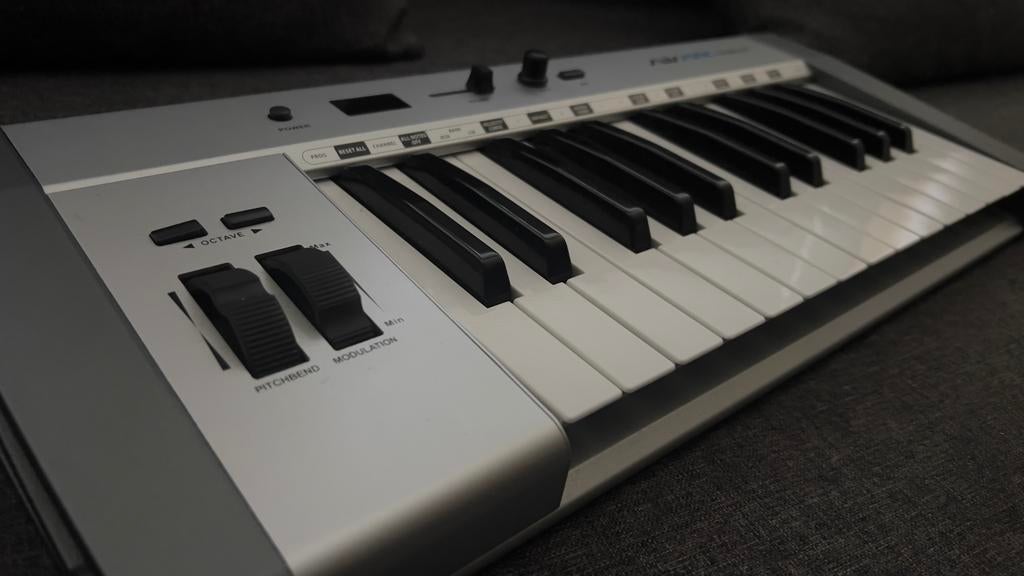 Swissonic EasyKey 25 MIDI Keyboard, Muziek en Instrumenten, Midi-apparatuur, Thomann GmbH Hans-Thomann-Str. 1 D-96138 Burgebrach Duitsland