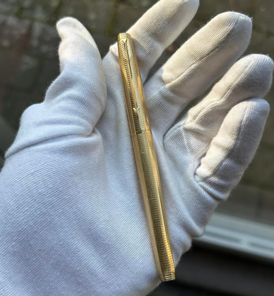 Parker 75 insignia 14k goud, Verzamelen, Pennenverzamelingen, Ophalen of Verzenden, Gebruikt, Vulpen, Parker
