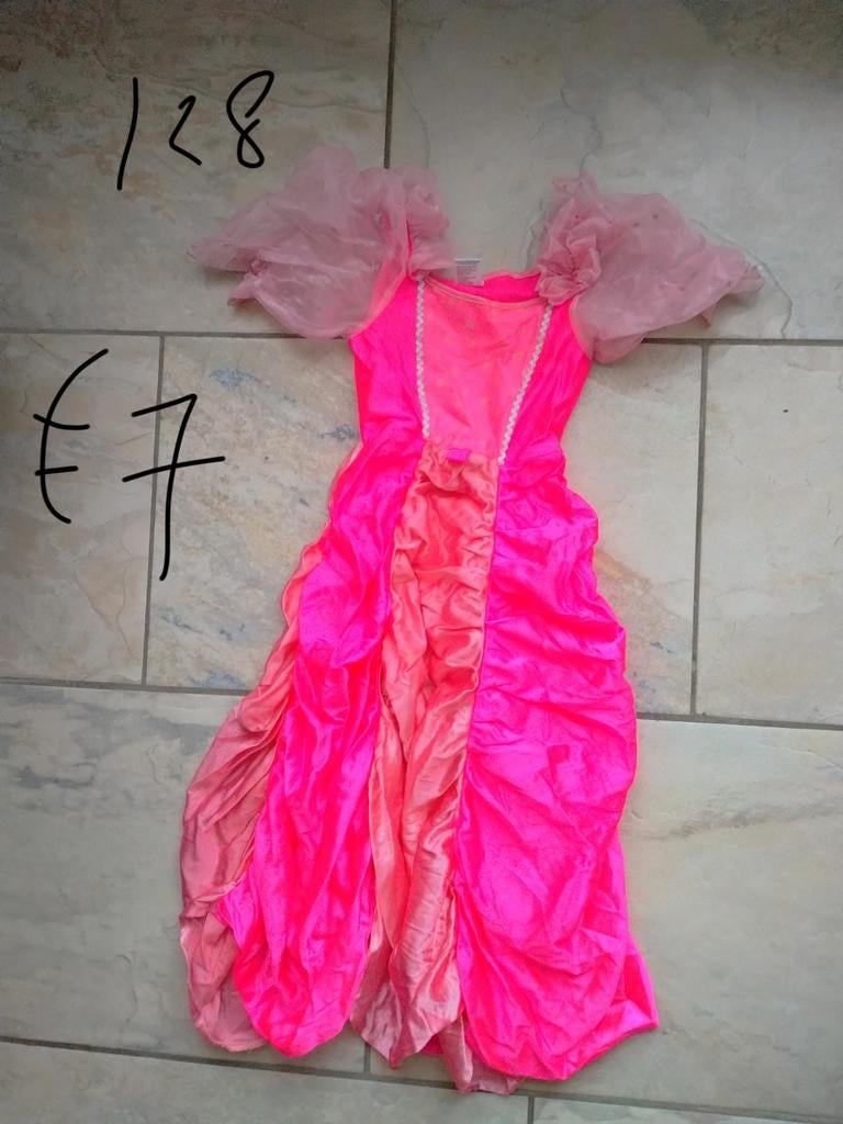 Carnavalskleding voor kinderen - Diverse kostuums, Ophalen, Gebruikt, 122 t/m 128, Meisje