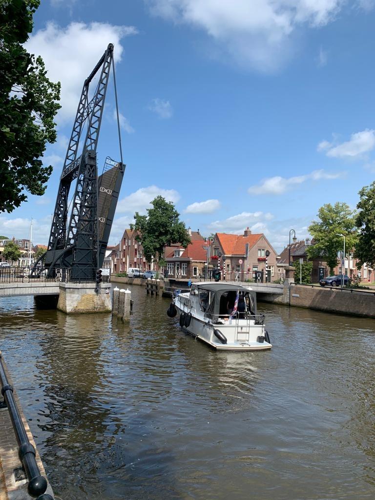 Foto 22 van Last minute! Motorkruiser, boot huren. Bootverhuur Friesland
