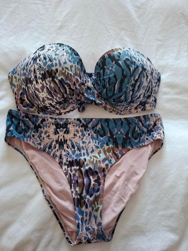 Livera Bikini strapless 85E en broekje maat 44, Kleding | Dames, Badmode en Zwemkleding, Overige kleuren, Ophalen of Verzenden