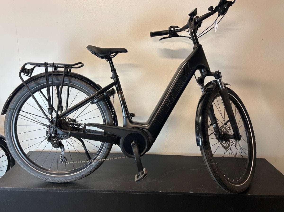 TREK Verve+ 3 Lowstep Dames SATIN TREK BLACK S 44cm S, Gebruikt, -, -, Minder dan 47 cm