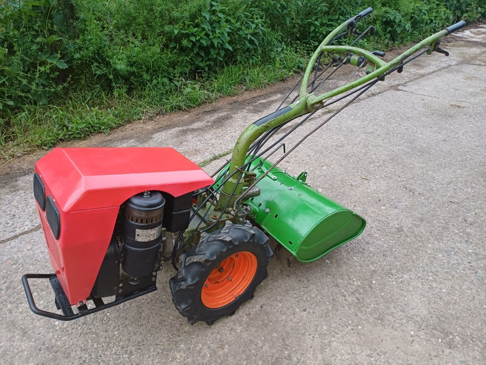 Tuinfrees Agria 2500 Lombardini  diesel, Ophalen, Gebruikt