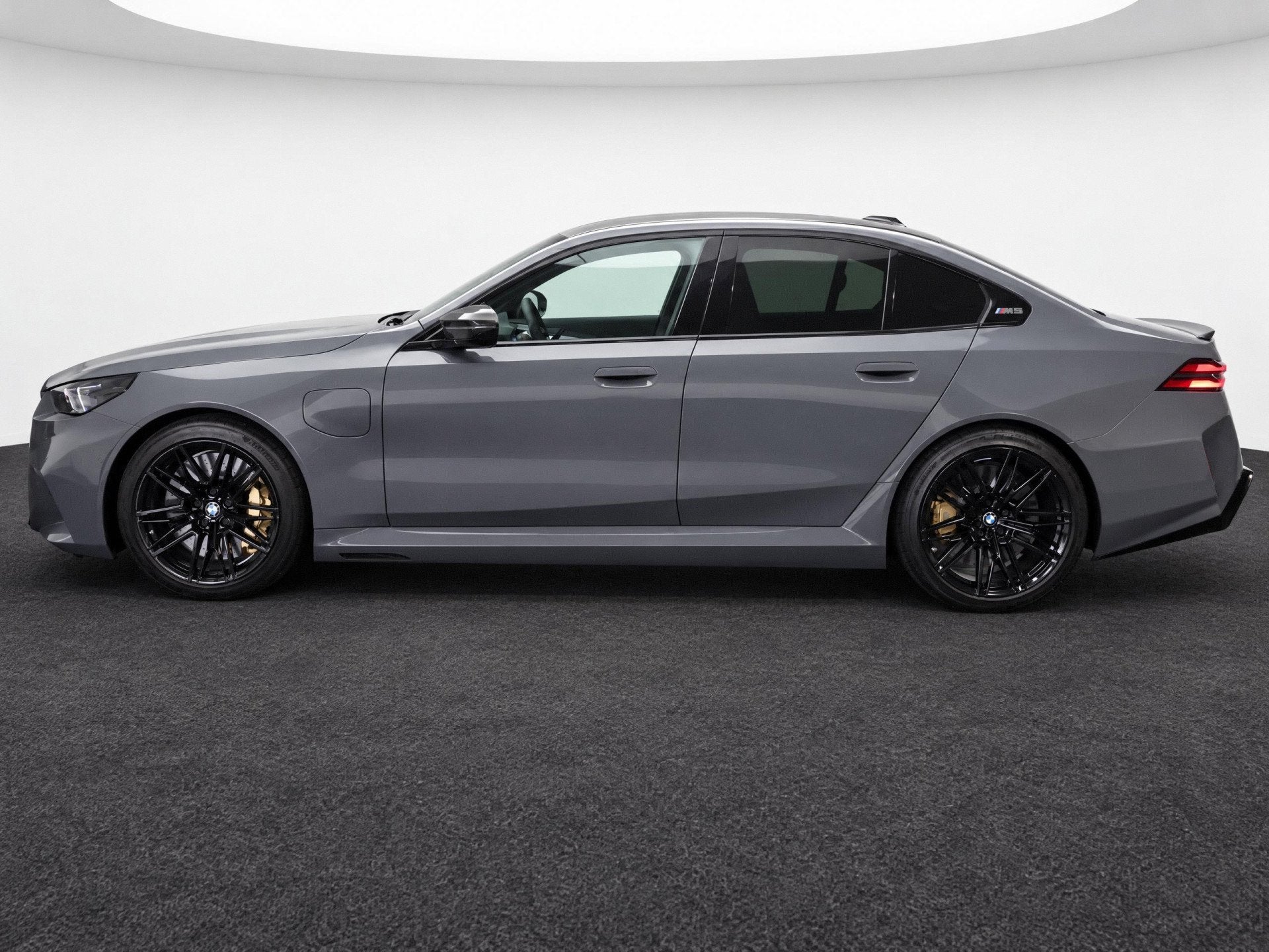 BMW M5 Automaat / M Drive Professional / M Carbon-keramische, Auto's, Dealer onderhouden, Gebruikt, 4395 cc, 23 km/l