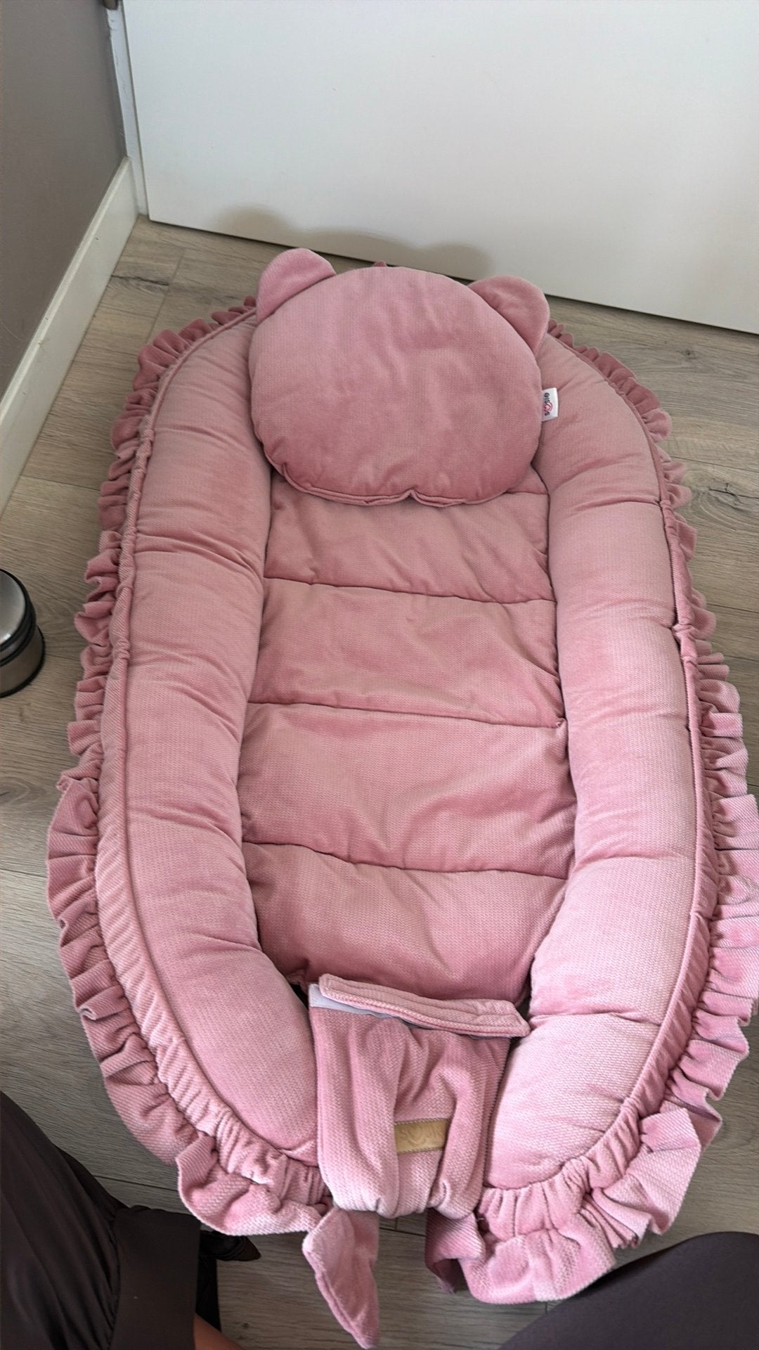 Babynestje meisje nieuw, Ophalen, Zo goed als nieuw