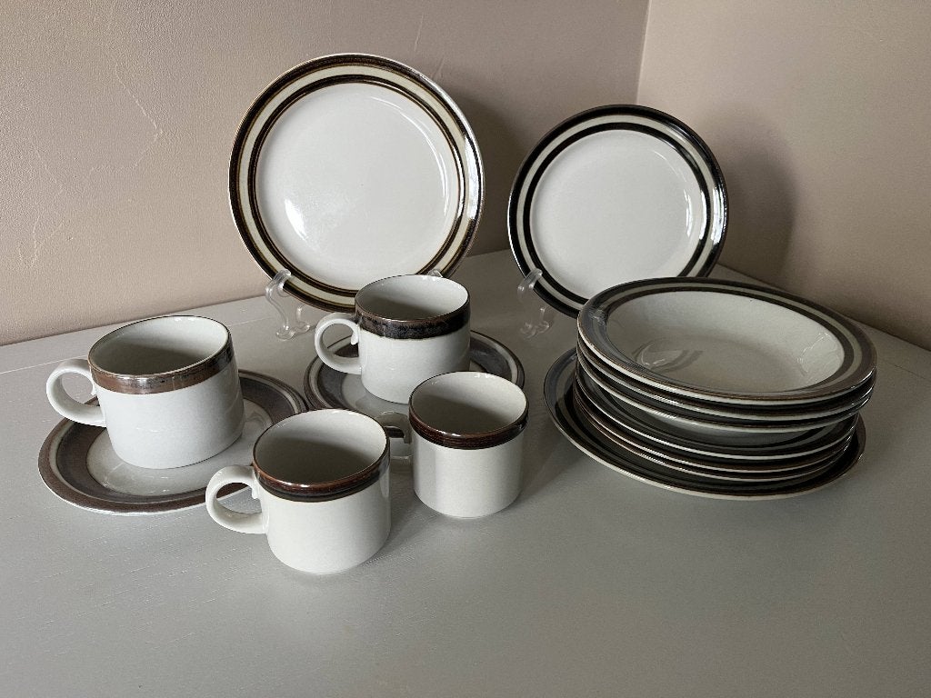 Arabia Finland Karelia serviesdelen, Huis en Inrichting, Keuken | Servies, Gebruikt, Keramiek, Ophalen of Verzenden, Overige stijlen
