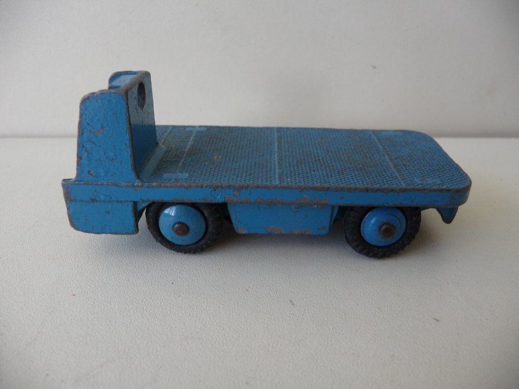 DINKY TOYS -B.E.V. ELECTRIC TRUCK - nr.14A made in France, Ophalen of Verzenden, Gebruikt, Overige typen
