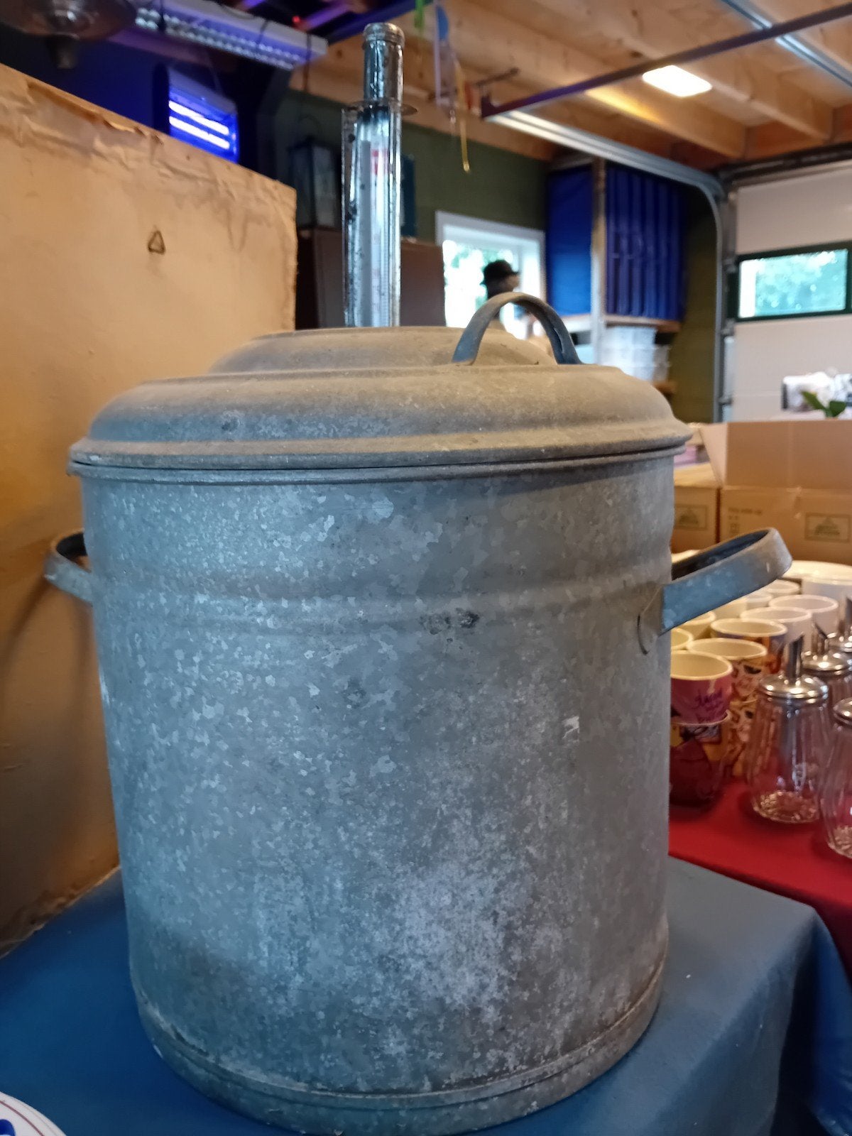 Weck ketel met 36 weckpotten, Ophalen