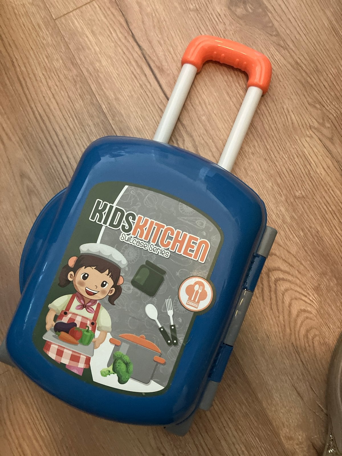 Kids Kitchen Speelkeuken Koffer - Draagbaar & Compleet, Ophalen, Zo goed als nieuw, Kunststof, Speelkeuken