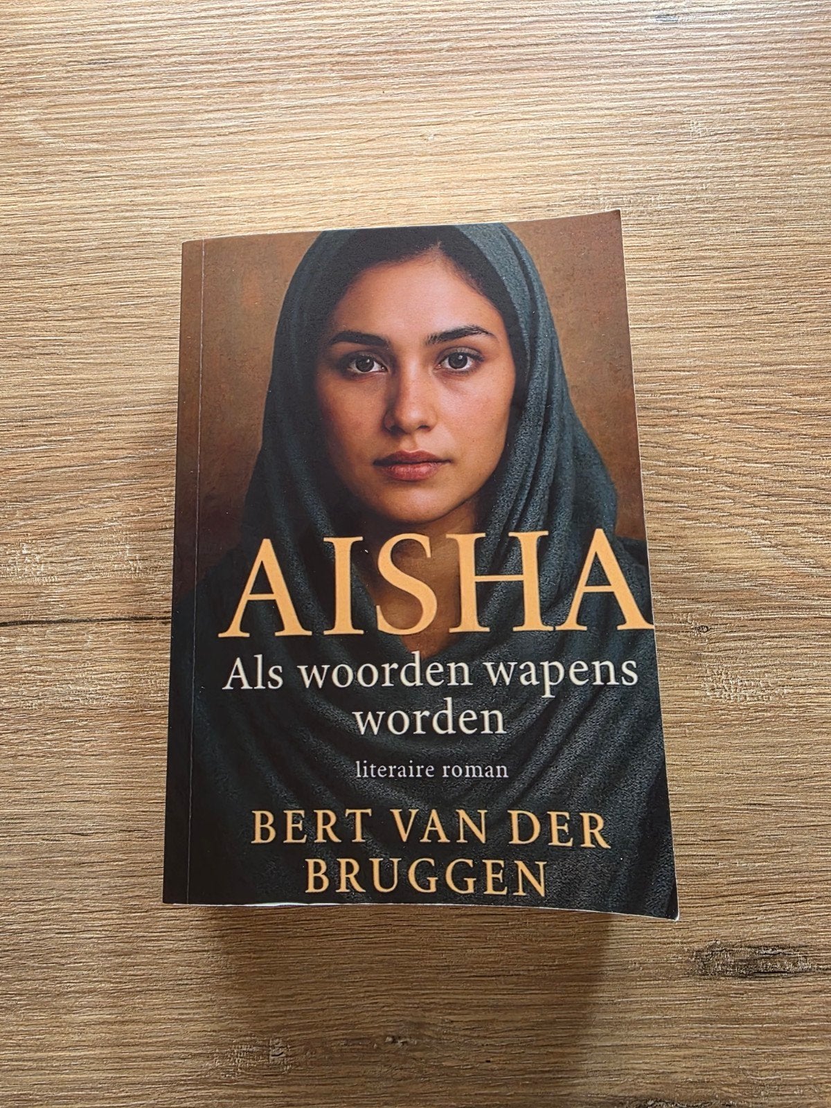 Aisha: Als woorden wapens worden - Bert van der Bruggen, Ophalen of Verzenden, Zo goed als nieuw, Bert van der Bruggen, Nederland