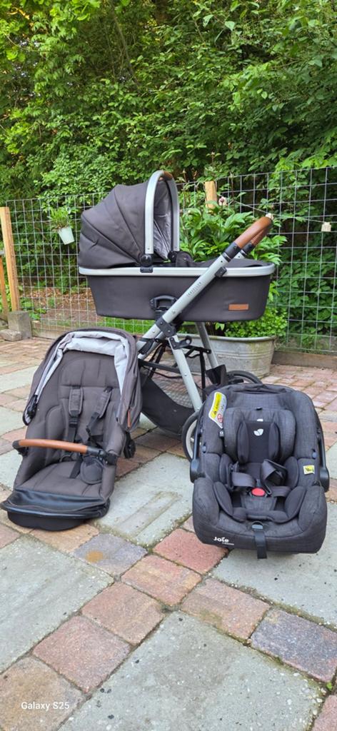 Mutsy Traveller Combiwagen met Reiswieg en Autostoeltje, Kinderen en Baby's, Kinderwagens en Combinaties, Gebruikt, Ophalen of Verzenden