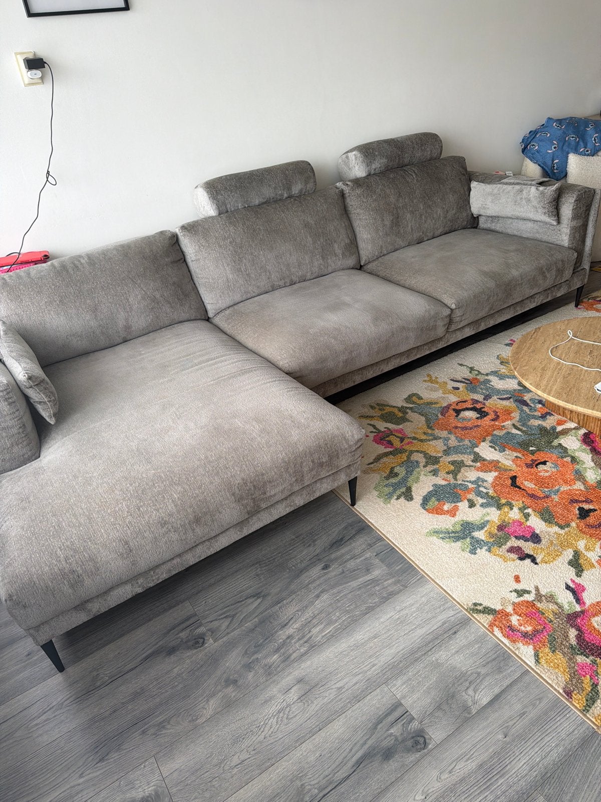 Comfortabele hoekbank met lichte gebruikssporen, Huis en Inrichting, Ophalen, 250 tot 300 cm, Gebruikt, 100 tot 125 cm