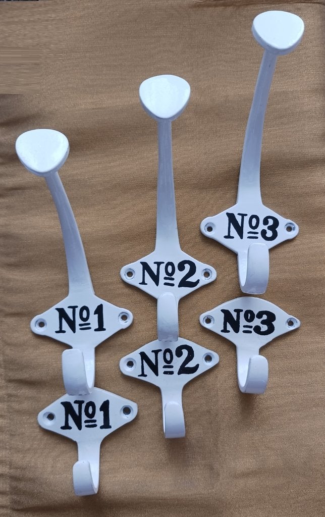 Witte kapstok haken met cijfers, Wandkapstok, Ophalen of Verzenden, Zo goed als nieuw, Minder dan 100 cm