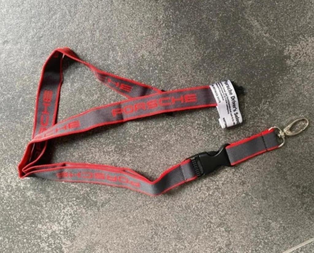 Nieuw porsche porsche keycord / porsche sleutelhanger 

Zi, Verzamelen, Sleutelhangers, Ophalen of Verzenden, Nieuw, Merk