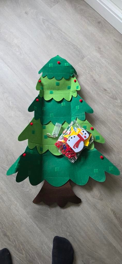 Nieuw:Ophang vilt kerstboom met lichtjes en ophangversiering, Diversen, Kerst, Ophalen, Nieuw