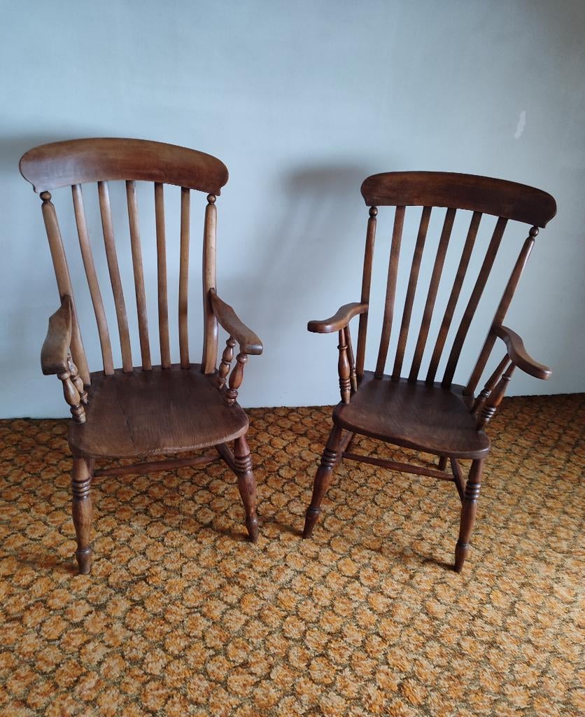 2 antieke windsor stoelen, Antiek en Kunst, Antiek | Meubels | Stoelen en Banken, Ophalen