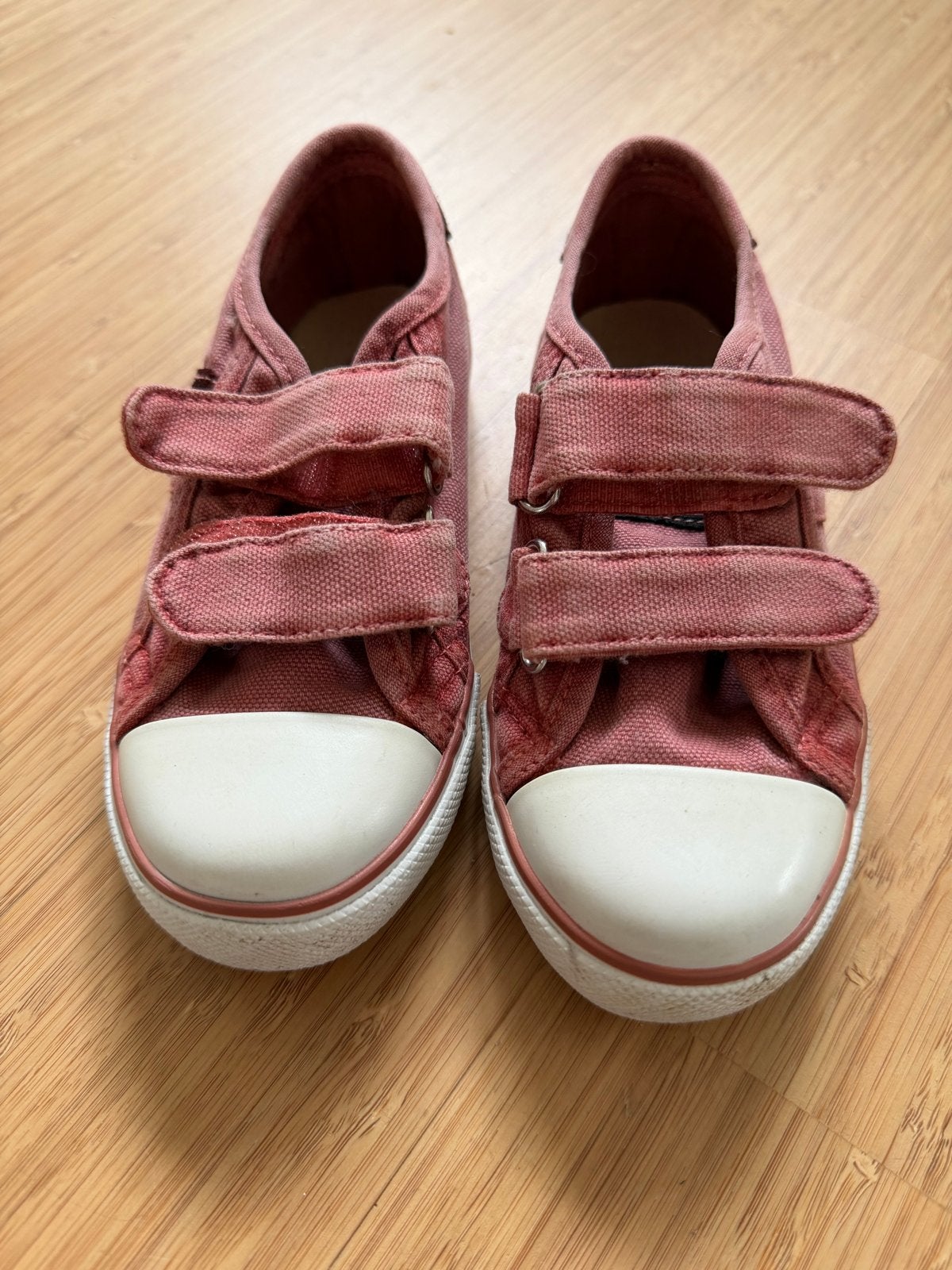 Billowy Gympen Maat 28 - Retrolook Canvas Schoenen, Ophalen of Verzenden, Zo goed als nieuw, Jongen of Meisje, Schoenen