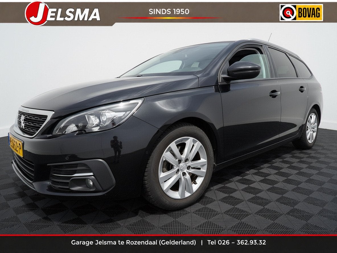 Peugeot 308 SW 1.2 PT 110pk Executive, Navi | Trekhaak | Pdc, Auto's, Stof, Gebruikt, 1199 cc, Zwart