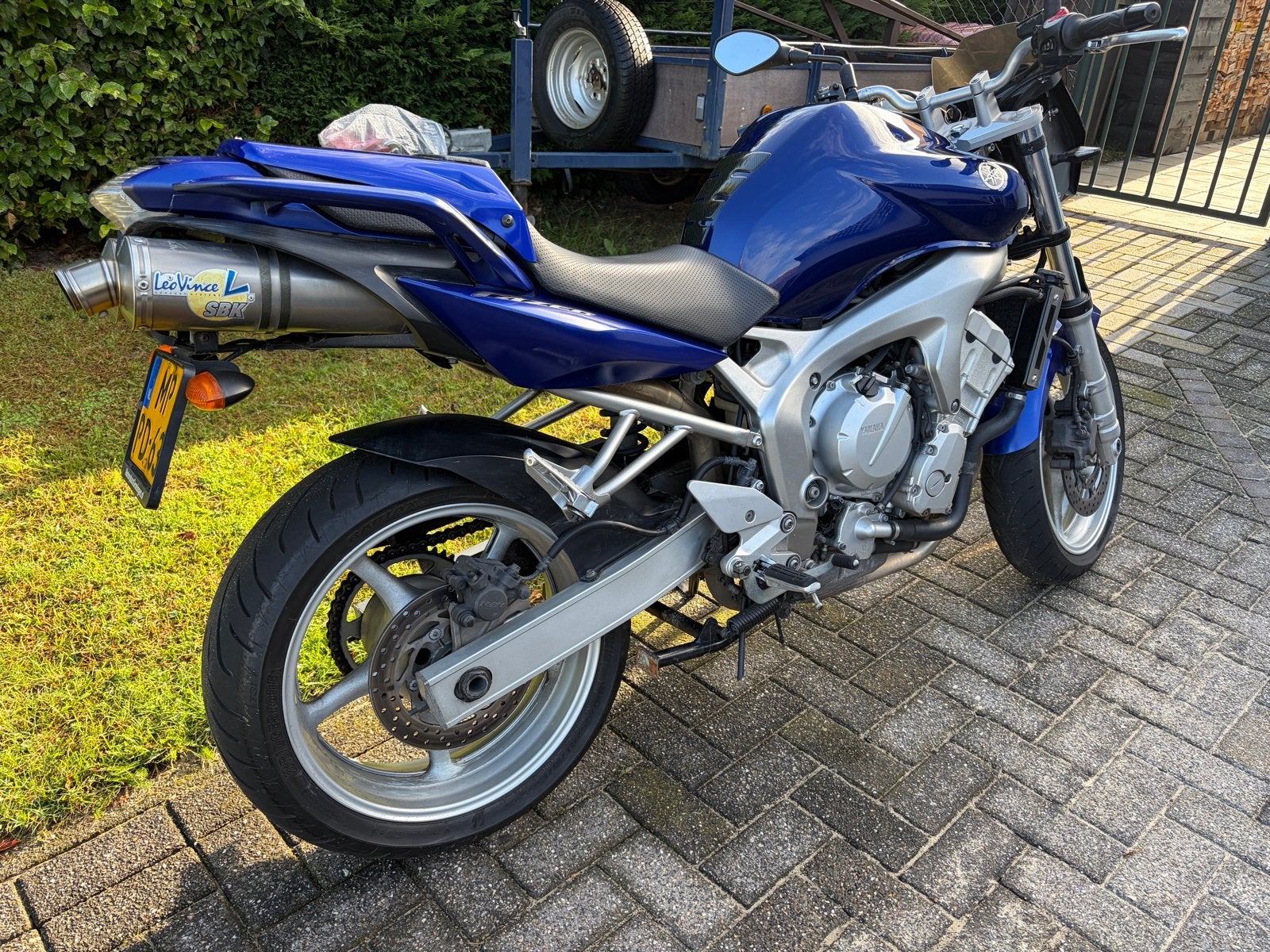 Yamaha FZ6 2006 met Leovinci Titanium sportuitlaat, Motoren, Sportuitlaat, Gebruikt, Particulier, Naked bike