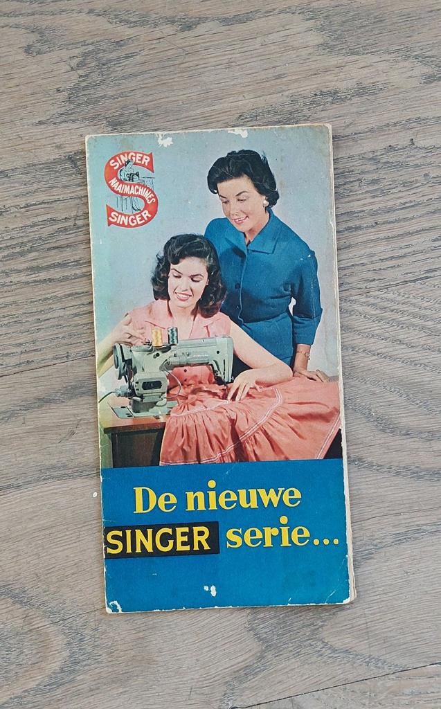 Vintage Singer naaimachines brochure jaren 50 / 60, Ophalen of Verzenden, Gebruikt, Overige typen
