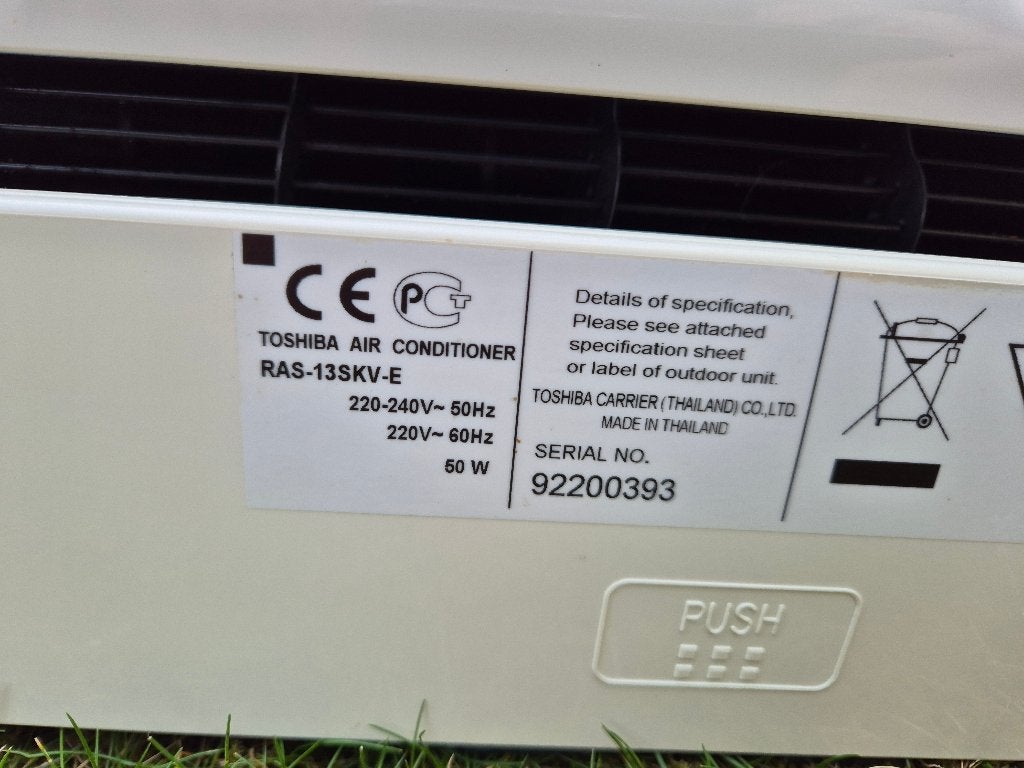 Toshiba split airco 3,5Kw koelen en verwarmen, Ophalen, 3 snelheden of meer, Afstandsbediening, Gebruikt