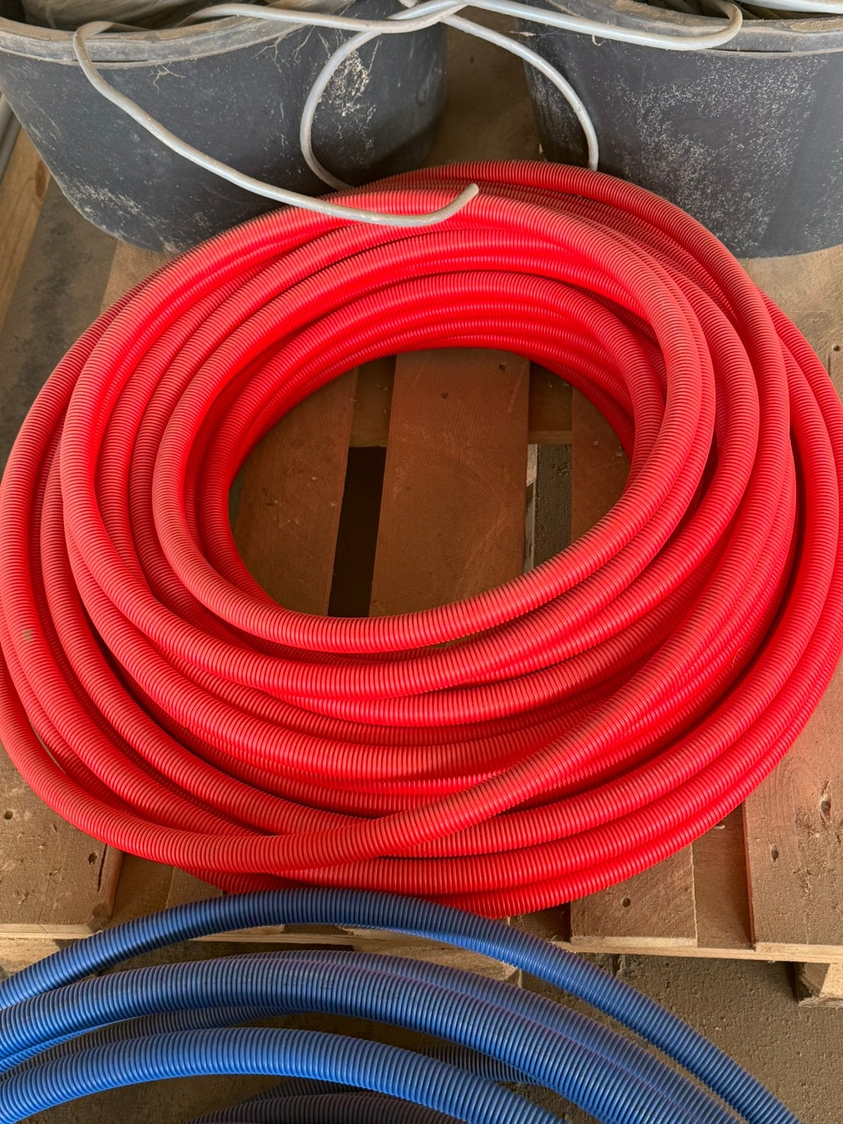 Mantelbuis waterleiding rood en blauw, Ophalen, Overige materialen, 6 meter of meer, Overige typen