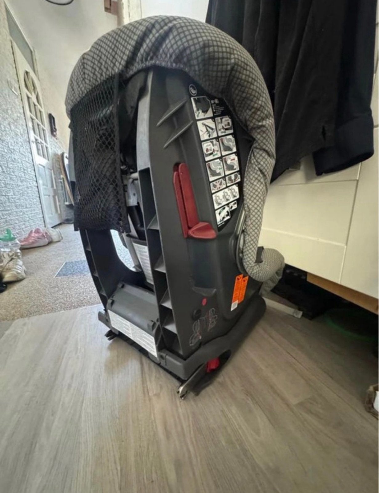 Gebruikt kinderautostoeltje - Veilig en comfortabel, Verstelbare rugleuning, 9 t/m 18 kg, Ophalen, Overige merken