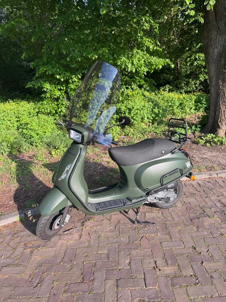 La souris scooter, Fietsen en Brommers, Scooters | Vespa, Ophalen, Overige modellen, Maximaal 45 km/u, Zo goed als nieuw